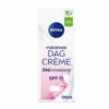 Nivea Essentials Verzachtende Dagcreme SPF15 -Clarins Verkoopwinkel 1010250