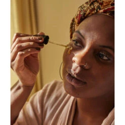 UpCircle Organic Serum Met Koffie Olie 8 UpCircle Organic Serum Met Koffie Olie -Clarins Verkoopwinkel 1058842 3