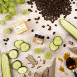 UpCircle Oogcreme Met Hyaluronzuur & Koffie 9 UpCircle Oogcreme Met Hyaluronzuur & Koffie -Clarins Verkoopwinkel 1058857 4