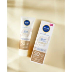 Nivea Sun Face Luminous Zonnecrème SPF 50 -Clarins Verkoopwinkel 1069294 4